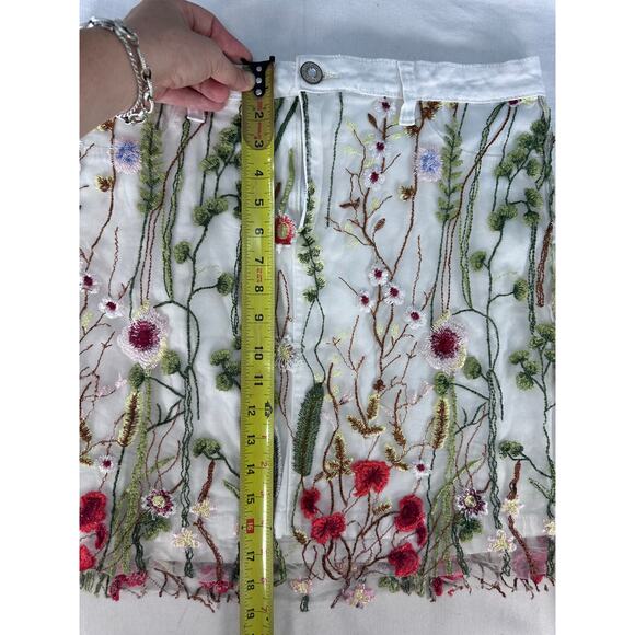 Hydraulic Women sz 12 White Skirt Embroidered Mesh Overlay Floral BOHO Botanical - Picture 5 of 8